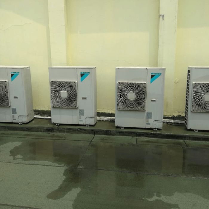AC